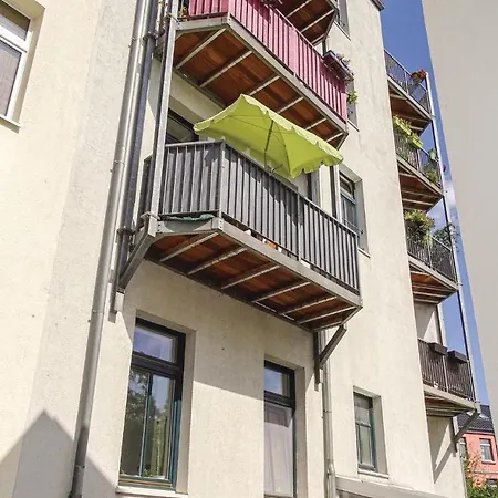 Апартаменти Amazing In Schwerin W/ Wifi And 1 Bedrooms *